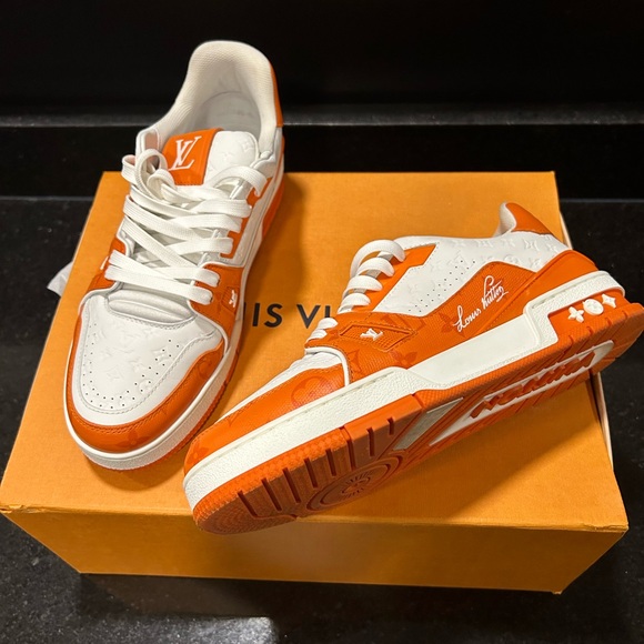 LV Trainer Sneaker - Picture 2 of 8